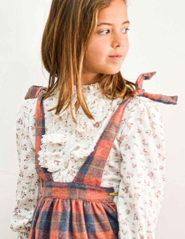 Blusa chorreras rosa