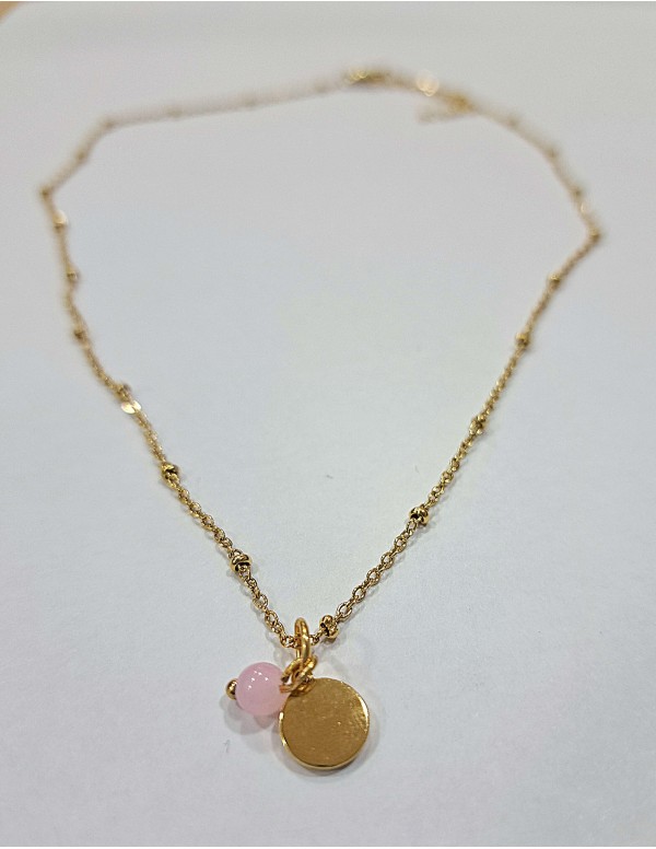 COLGANTE DORANDO CON MEDALLITA Y PIEDRA ROSA 2