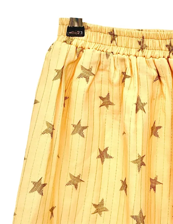 FALDA ESTRELLAS MOSTAZA