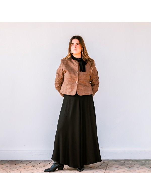 Falda Evasé Negra Chica/Woman