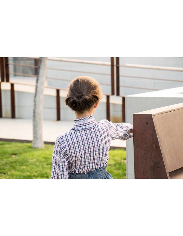 polera niña cuadros grises