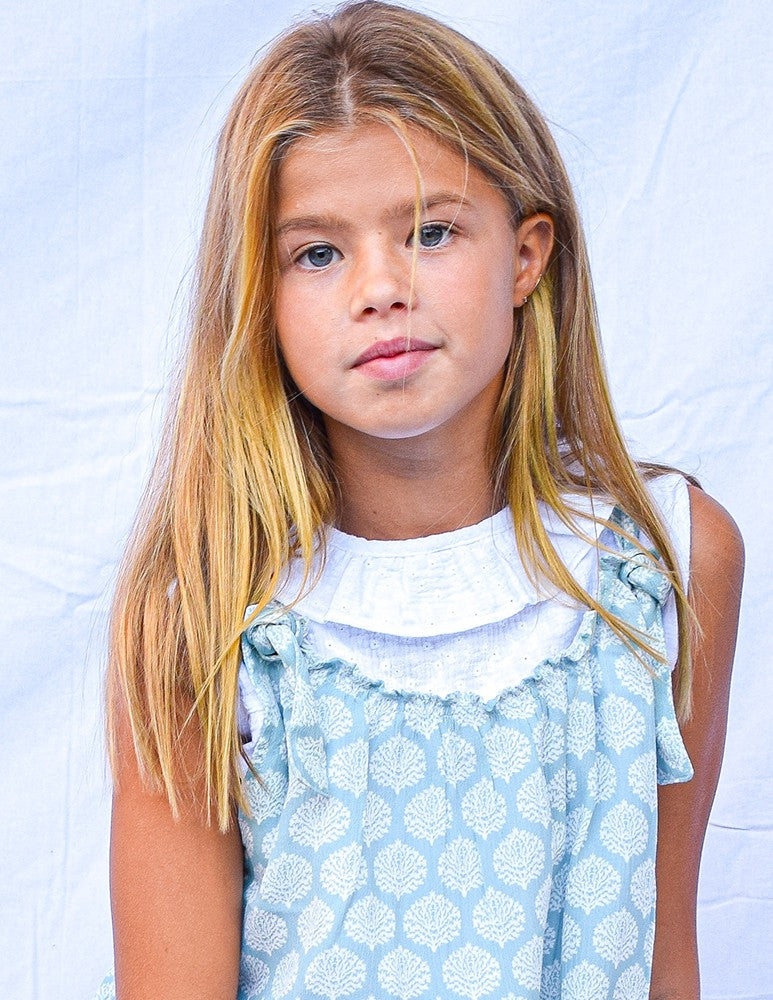 Blusa junior volante white boble bordado