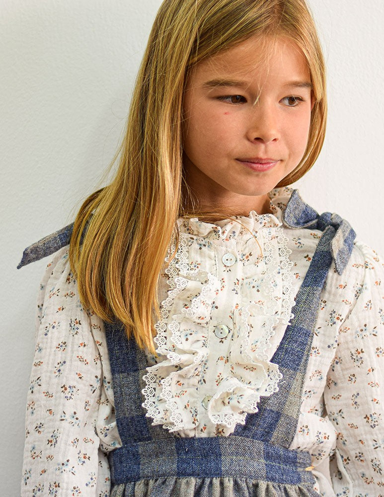 Blusa chorreras azul