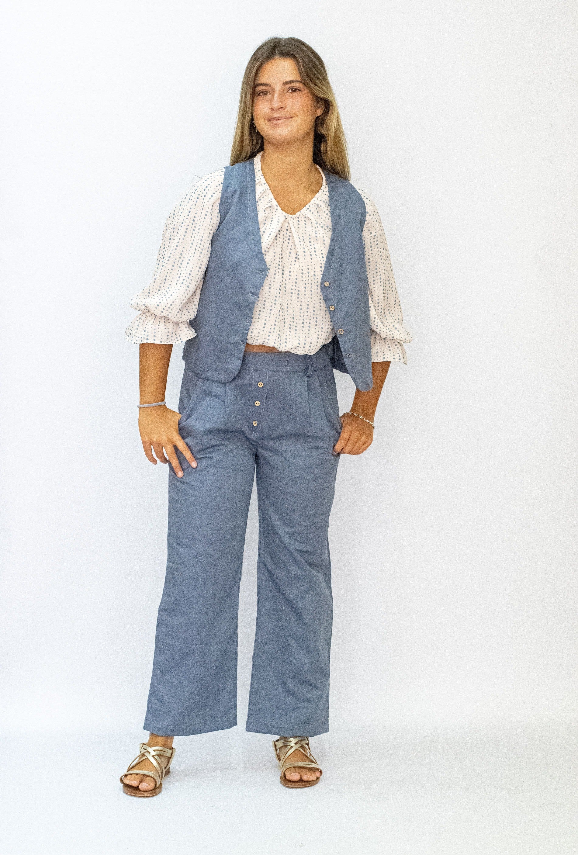 TOP BASICO LUNAR AZUL