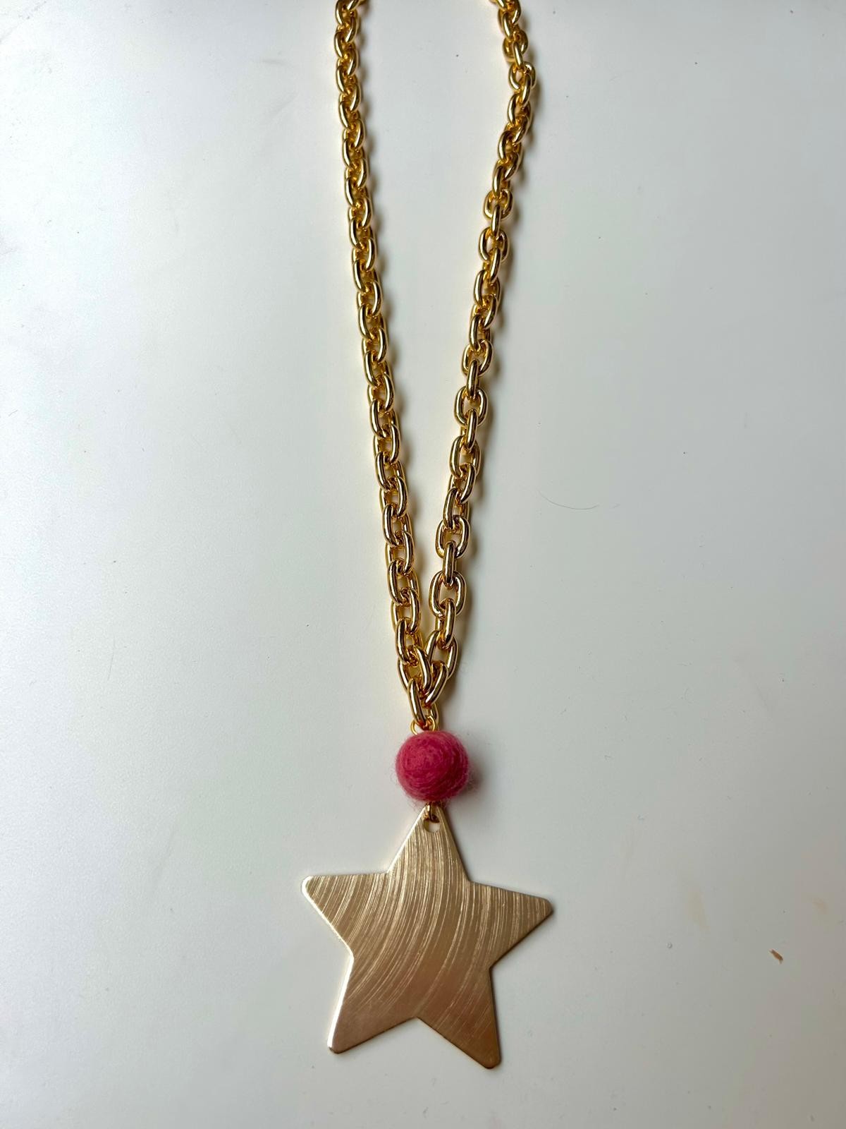 CADENA DORADA ESTRELLA Y POMPON