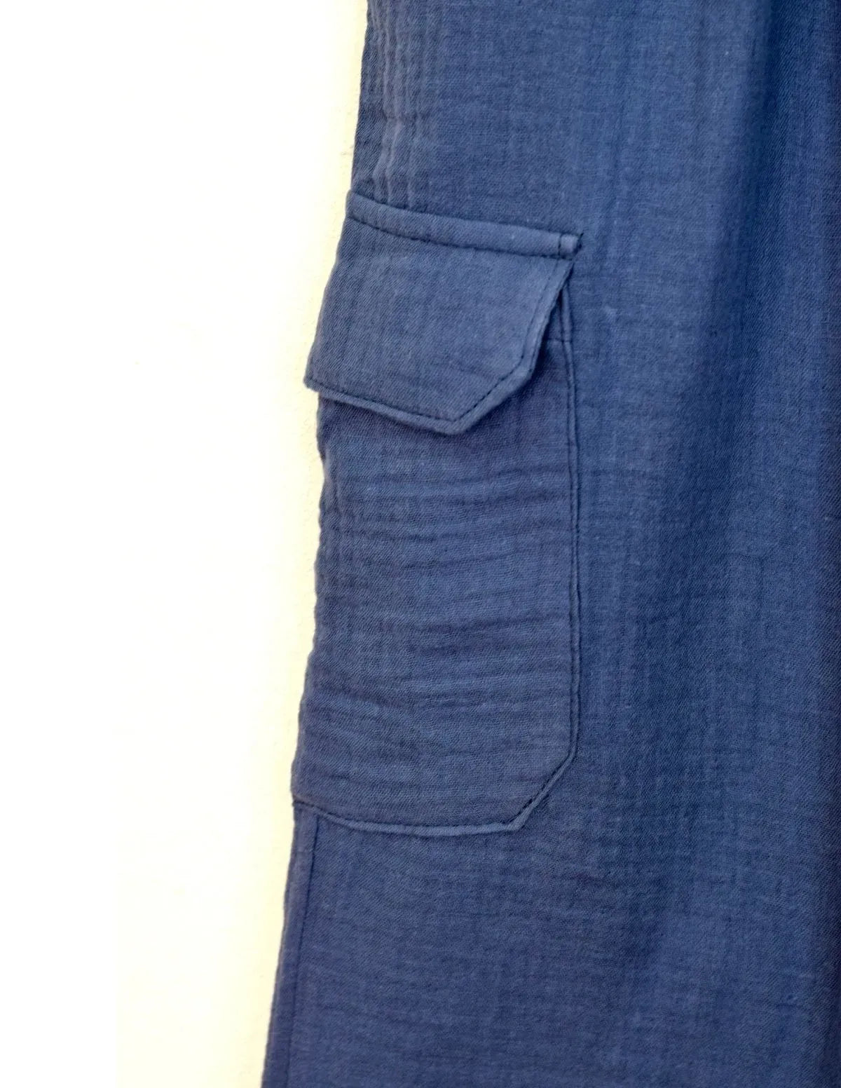 PANTALÓN CARGO AZUL