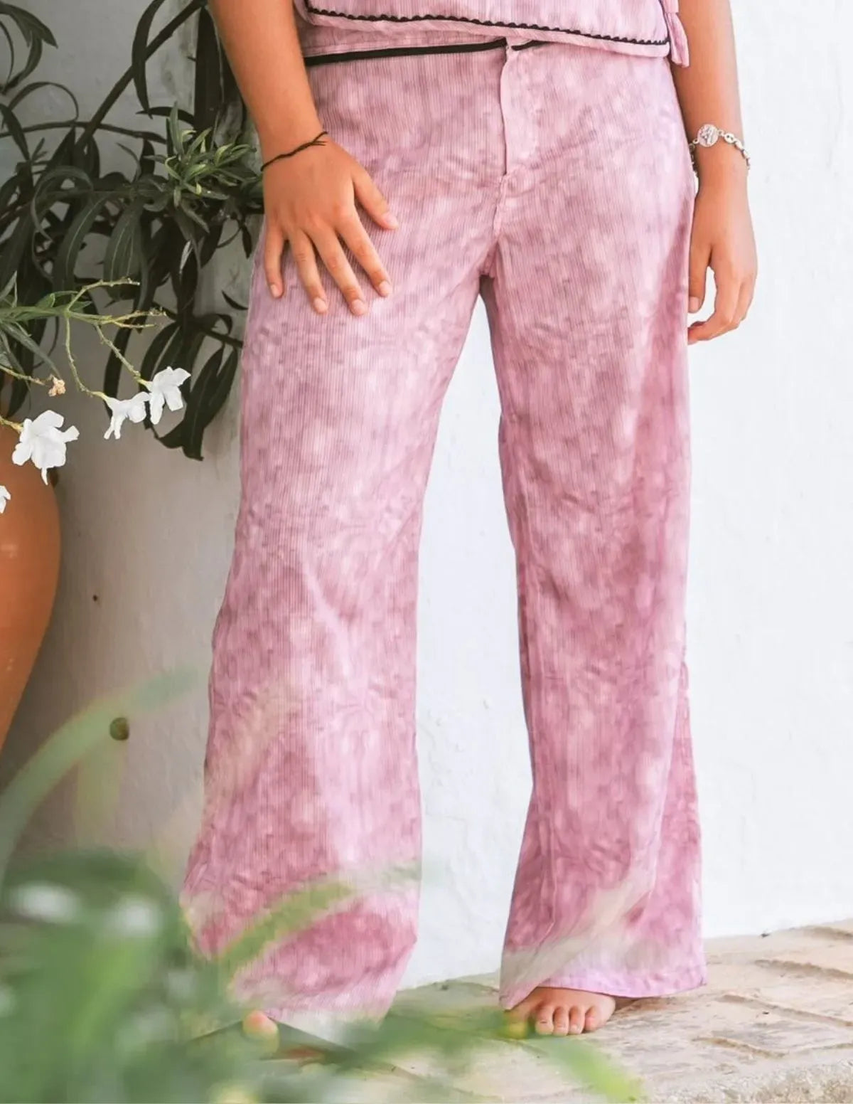 PANTALÓN TYE DYE LISO MALVA