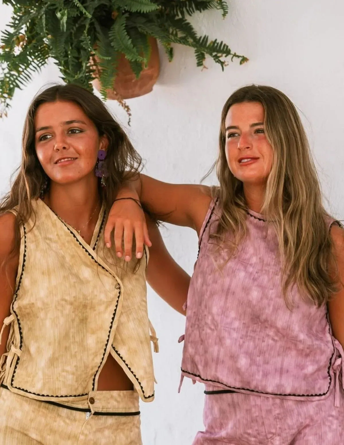 TOP TYE DYE LISO MOSTAZA