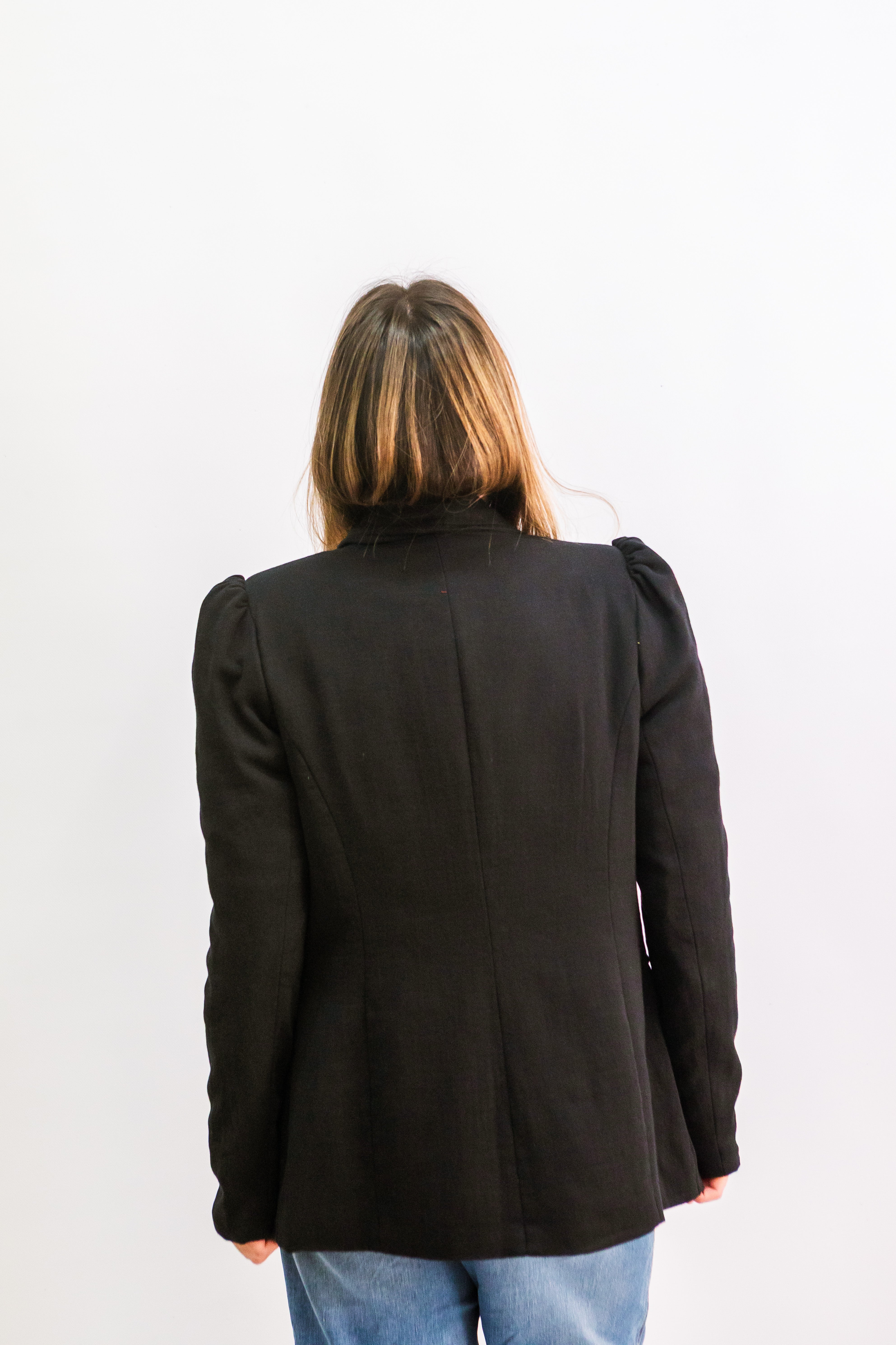 PLAIN BLACK BLAZER