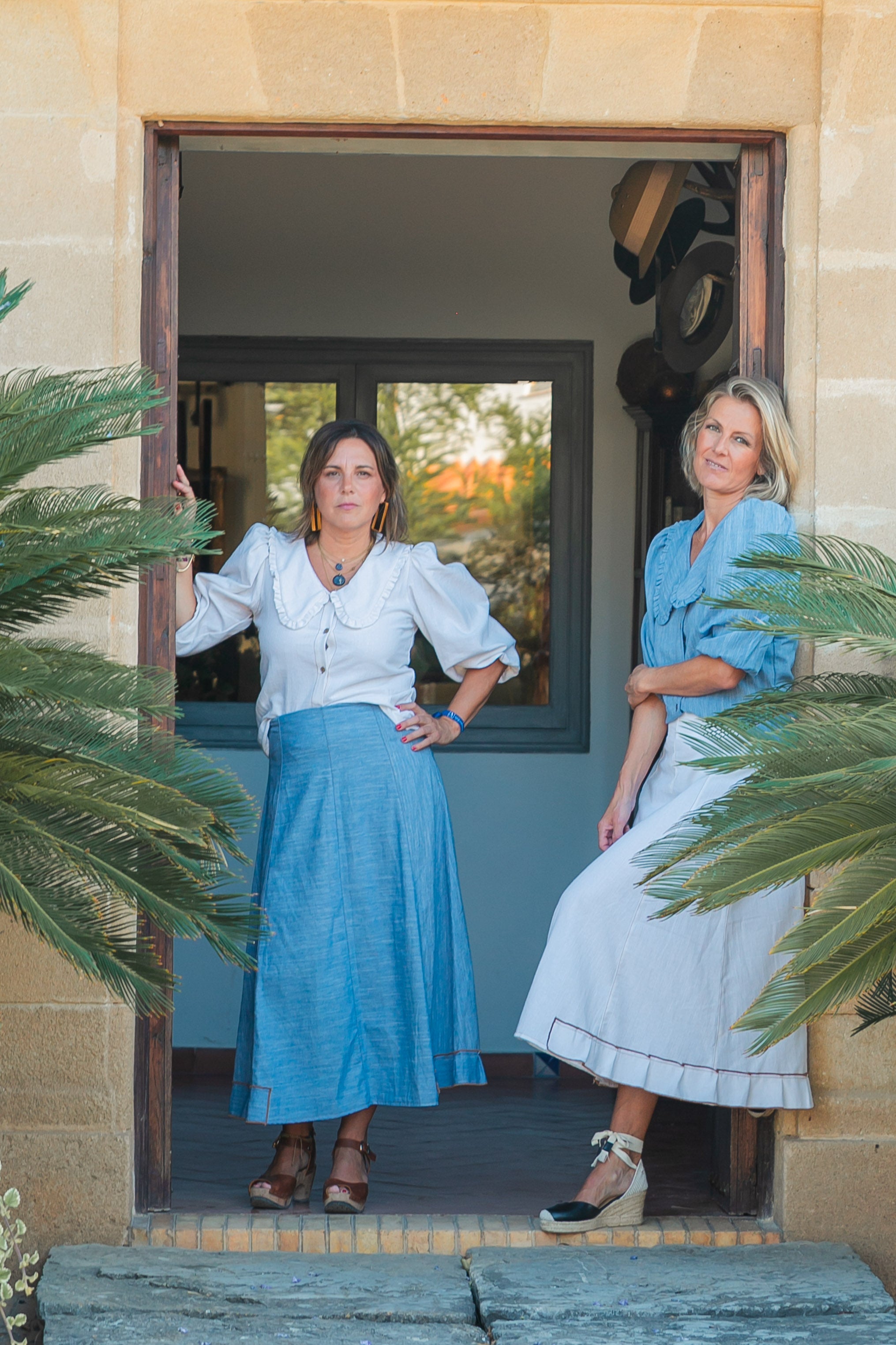 BLUSA PICO LINO VAQUERA NATURAL