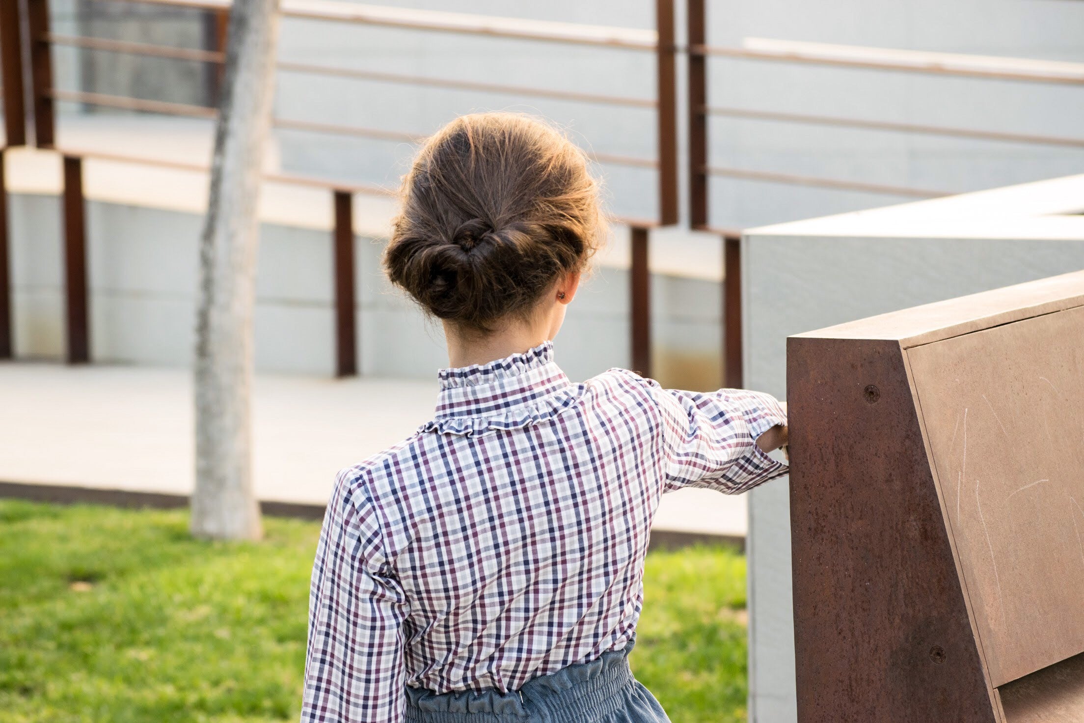 POLERA CUADROS GRISES
