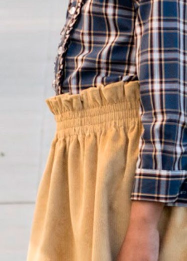 POLERA CUADROS MOSTAZA