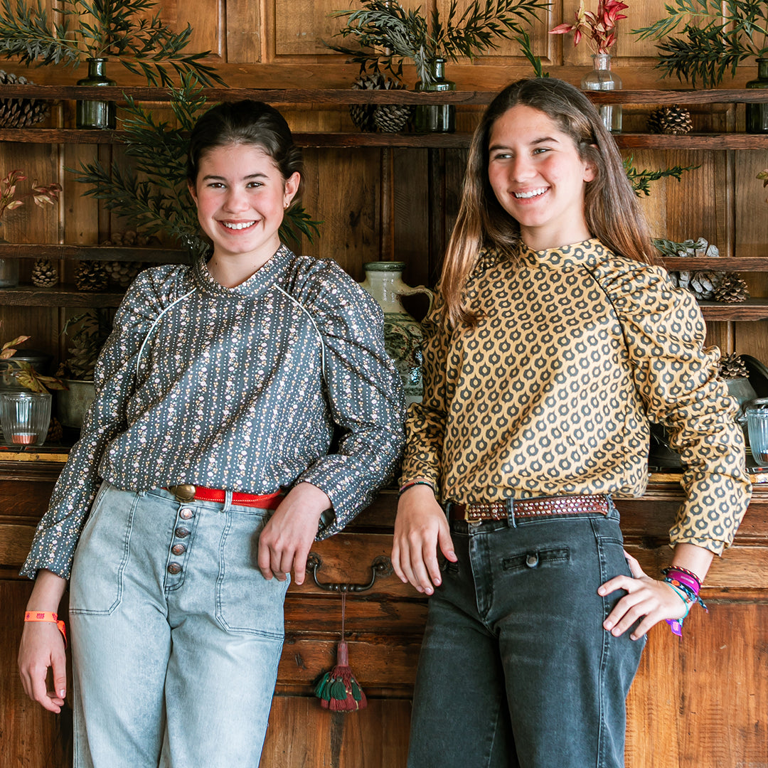 BLUSA ABULLONADA FLORES NIÑA/TEEN