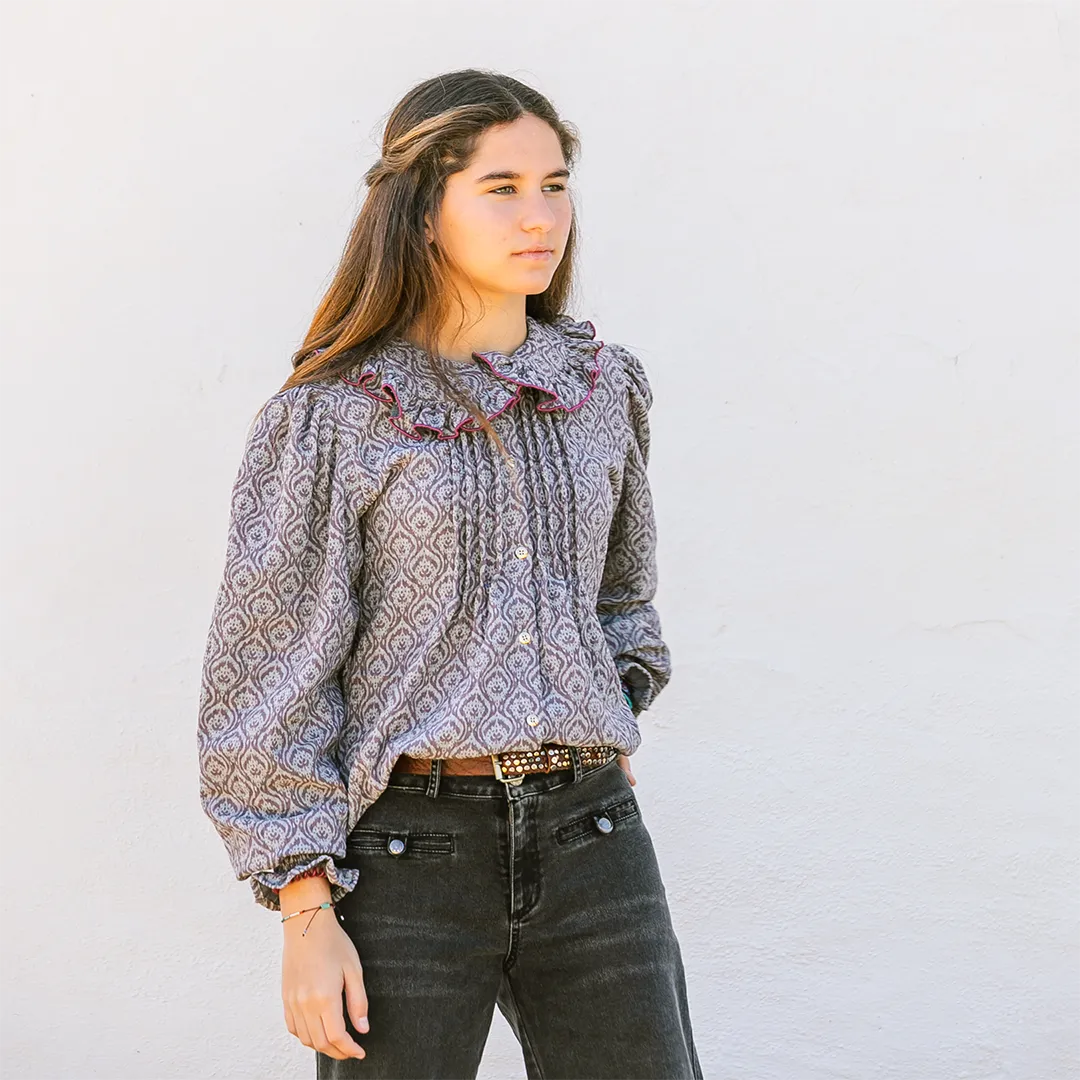 BLUSA ESCUDOS GRIS/BURDEOS NIÑA/TEEN