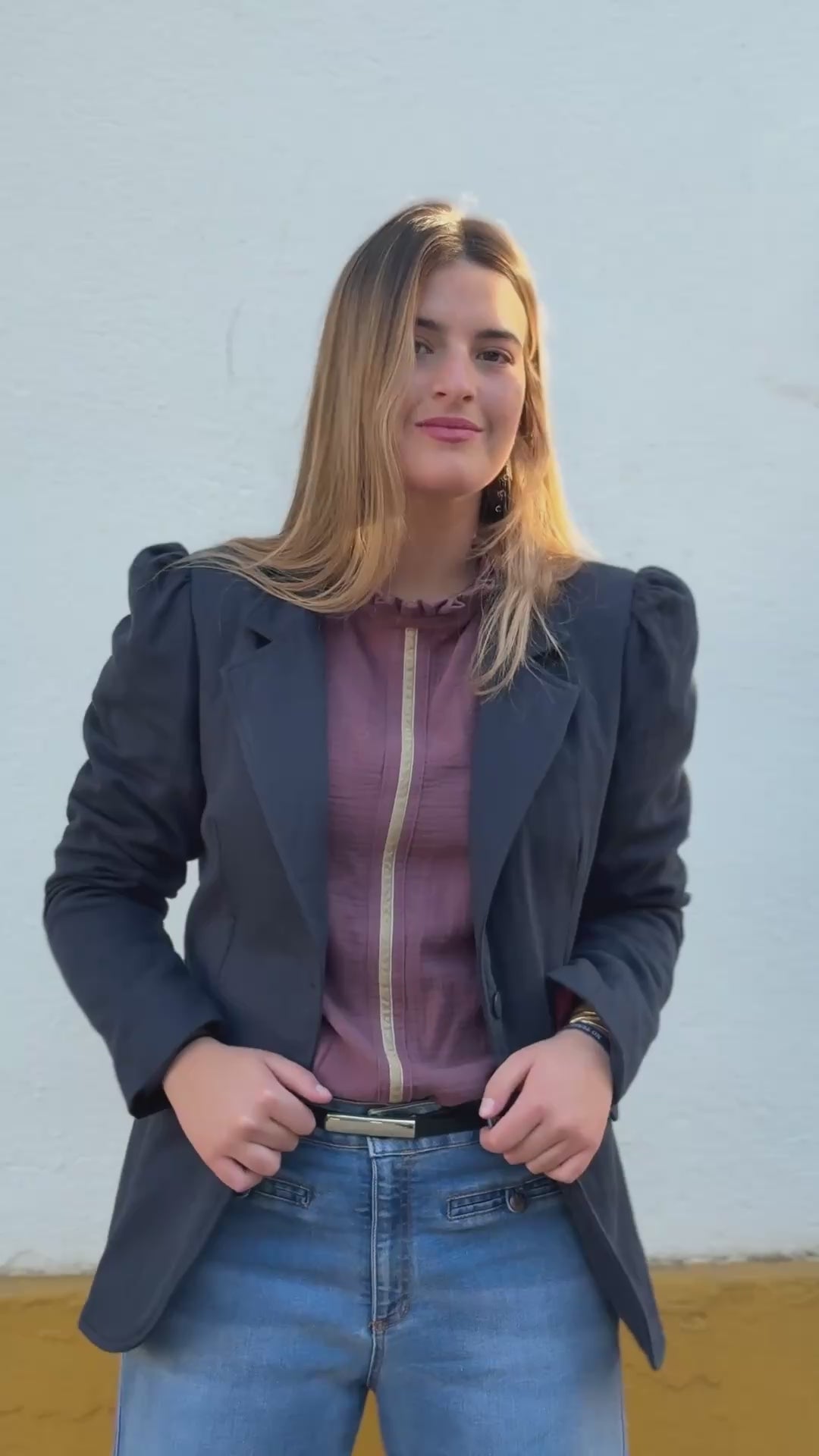 PLAIN BLUE BLAZER