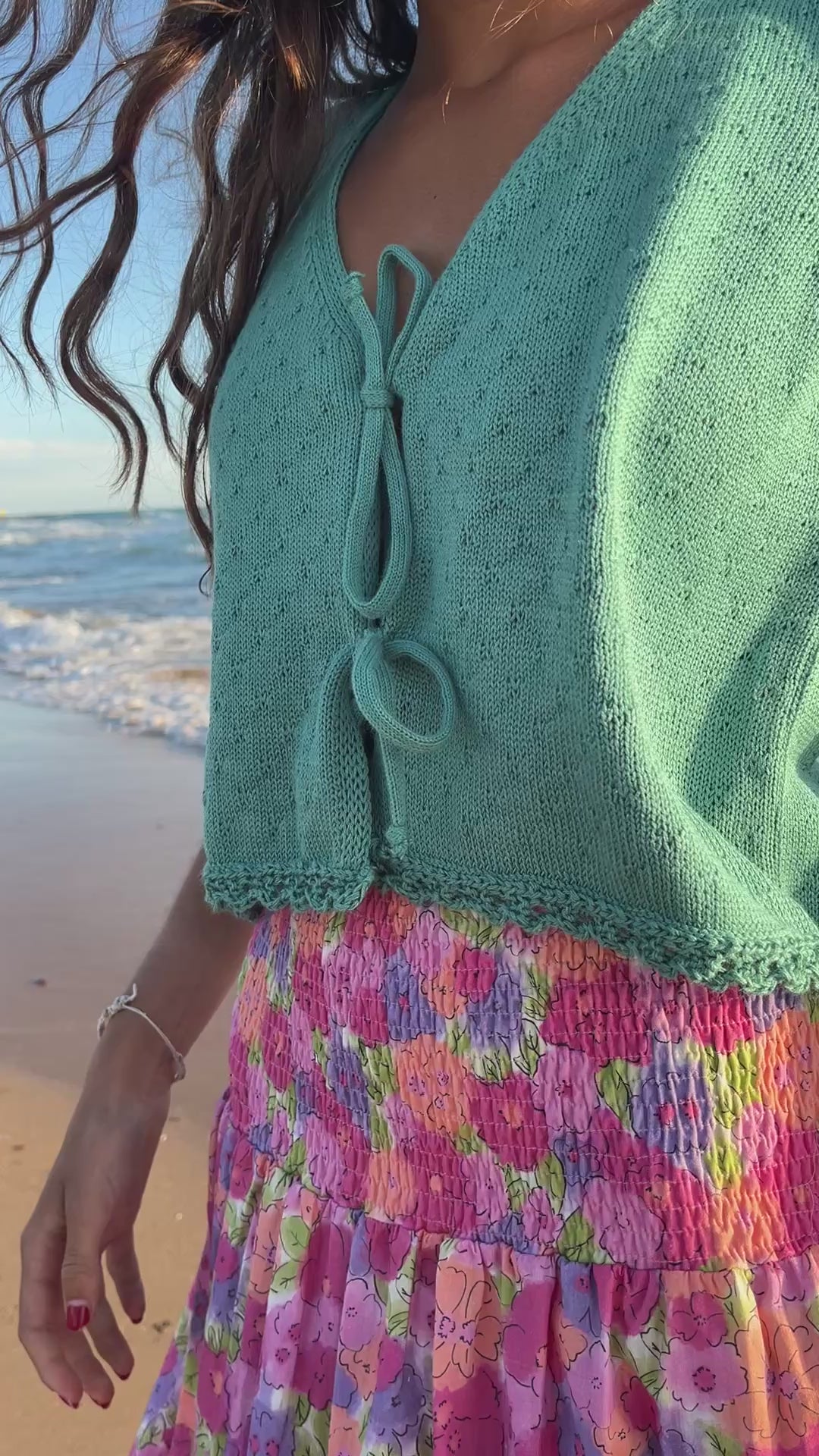 GILET EN TRICOT VERT SALPÊTRE